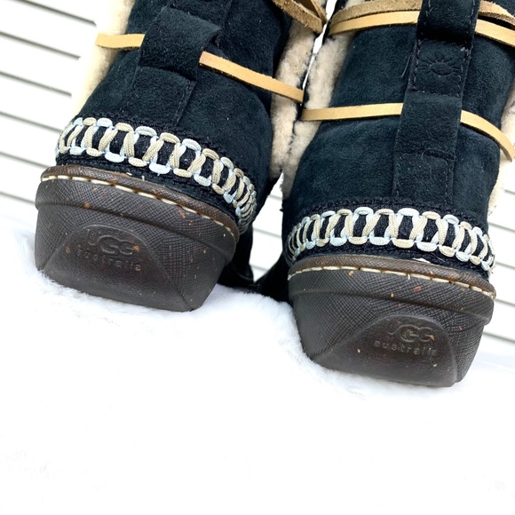 UGG Cove 5178 Ankle Snow/Winter Boots, size 8 - Picture 5 of 13